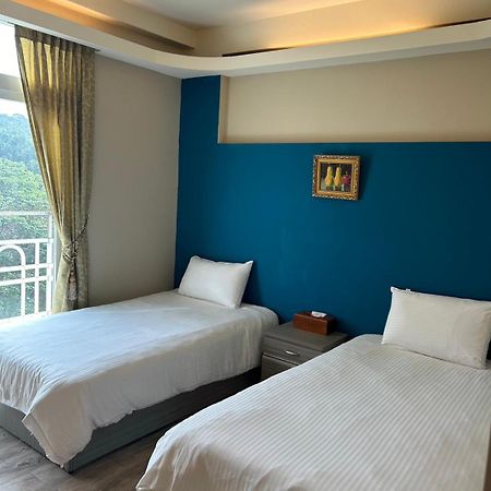 Empire Pacific Castle Hotel Yangmei Eksteriør billede