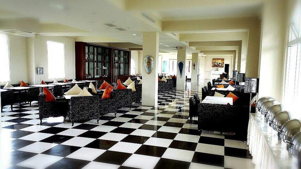 Empire Pacific Castle Hotel Yangmei Eksteriør billede