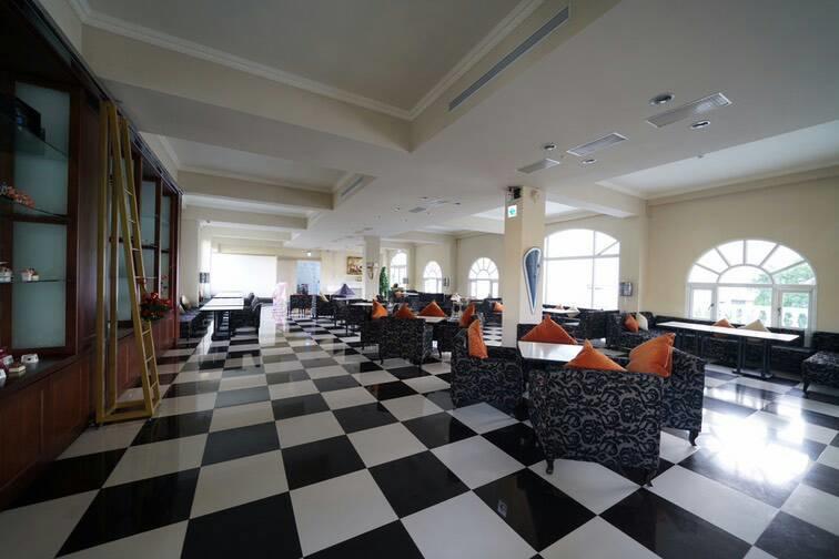 Empire Pacific Castle Hotel Yangmei Eksteriør billede