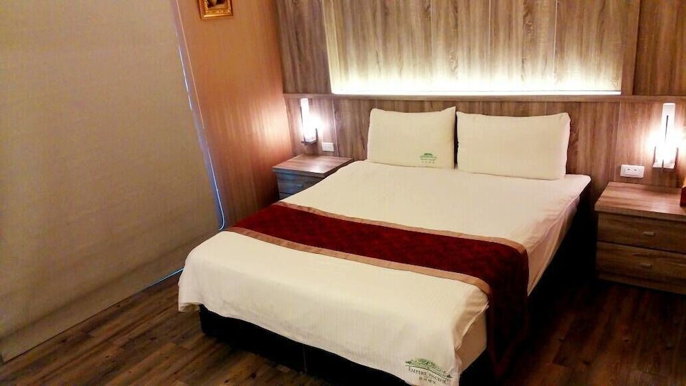Empire Pacific Castle Hotel Yangmei Eksteriør billede