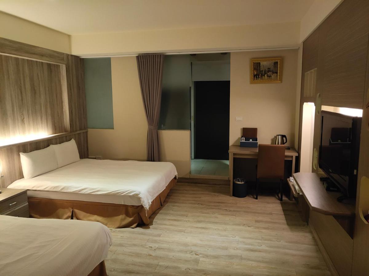 Empire Pacific Castle Hotel Yangmei Eksteriør billede