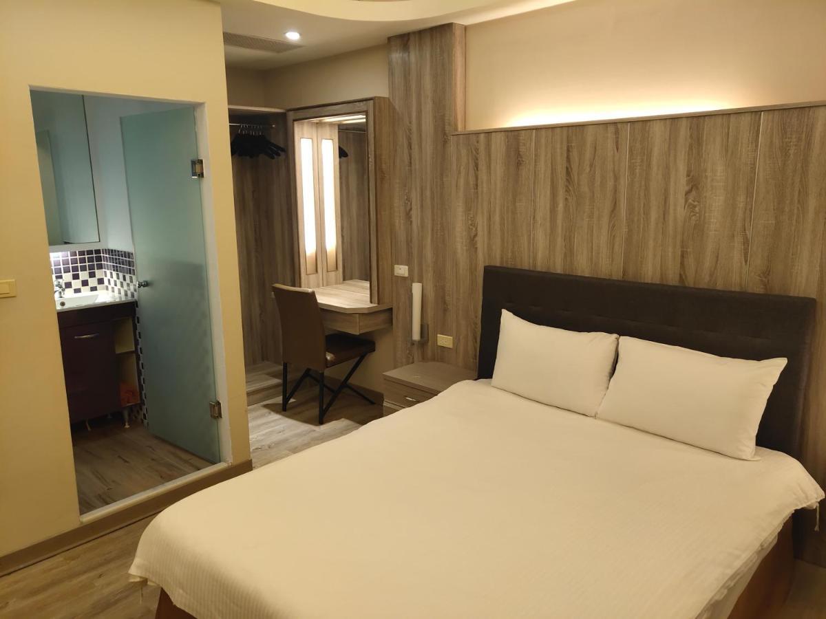 Empire Pacific Castle Hotel Yangmei Eksteriør billede